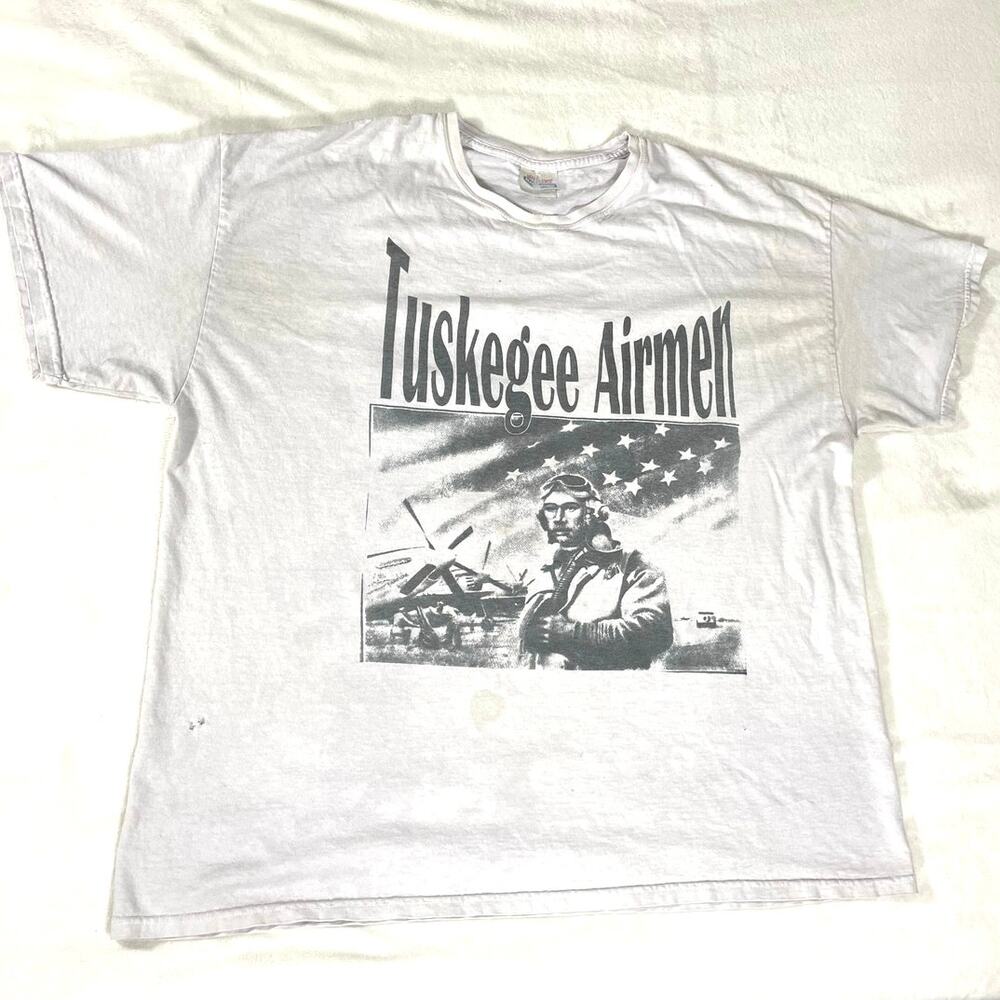 Tuskegee Airmen WWII Graphic T-Shirt Hanes 2XL